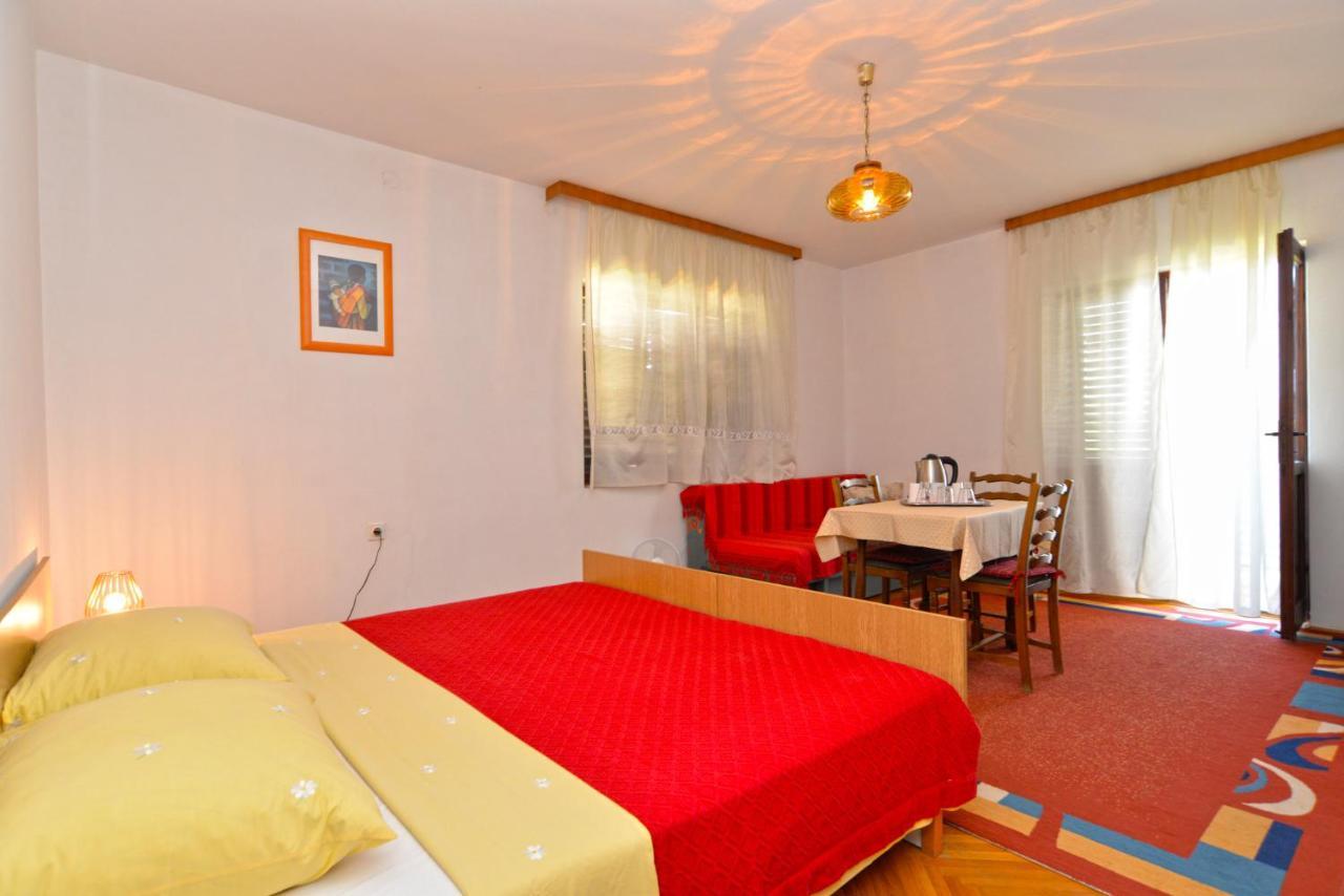App & Rooms Rovinj 1068 Exterior photo